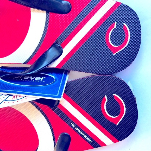 NEW Cincinnati Reds Sandals Flip Flops Small Women’s - Picture 2 of 13